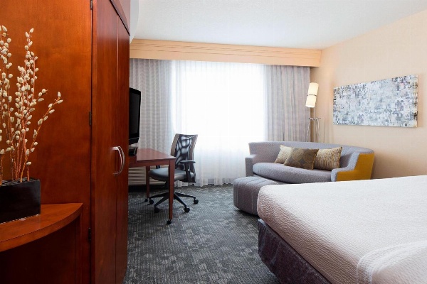 Courtyard by Marriott Des Moines Ankeny image 6